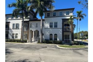 4331 Sw 160th Ave 218, Miramar