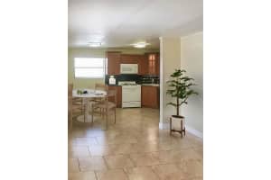 4250 Sw 67th Ave 32, Miami