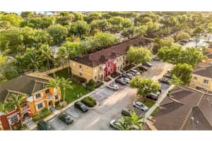 8916 Sw 19th St, Miramar