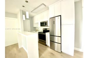 6330 Sw 79th St 18, South Miami 6330 Sw 79th St 18, South Miami