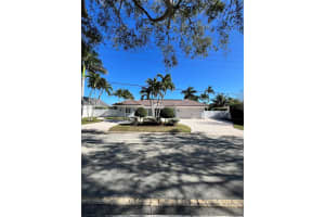 5510 Bayview Dr, Fort Lauderdale