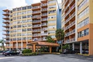 2025 Ne 164th St 610, North Miami Beach