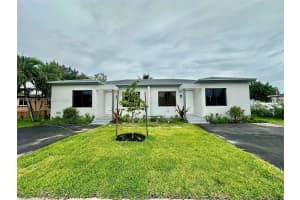 2399 Nw 105th St 1, Miami