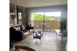 10317 Nw 9th St Cir 507-9, Miami