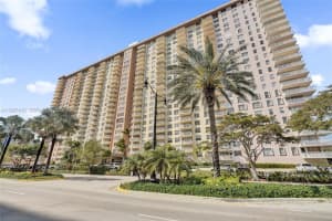 251 174th St 614, Sunny Isles Beach