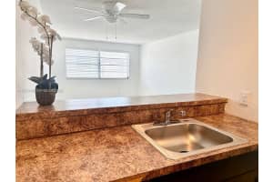 1225 Ne 124th St 46b, North Miami