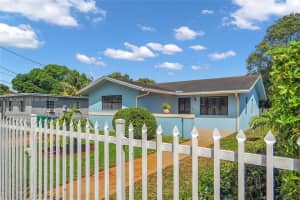 3115 Nw 65th St, Miami