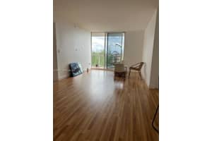 5077 Nw 7th St 917, Miami