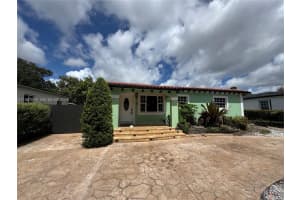 551 E 60th St, Hialeah