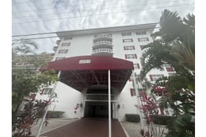 3660 Ne 166th St 415, North Miami Beach