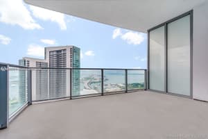 851 Ne 1st Ave 4007, Miami