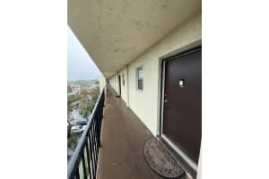 220 Sw 9th Ave 516, Hallandale Beach