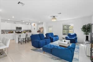 6018 Henderson Way, West Palm Beach