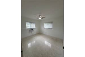 2429 Sw 9th St 7, Miami