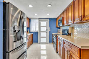 1400 S 19th Ave 1, Hollywood