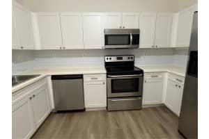 5610 Nw 114 Pl 108, Doral
