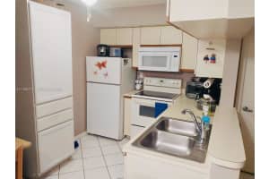 15525 N Miami Lakeway N 209-8, Miami Lakes