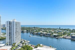 20281 E Country Cub Drive 1712, Aventura