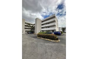 6091 W 22nd Ct 408, Hialeah