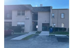 2810 Riverside Dr 203-4, Coral Springs