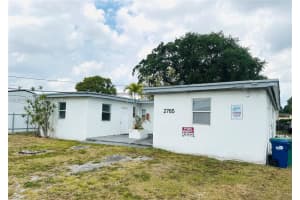 2765 Nw 55th St 2, Miami