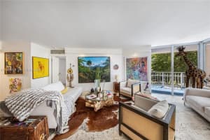 2000 Towerside Ter 510, Miami