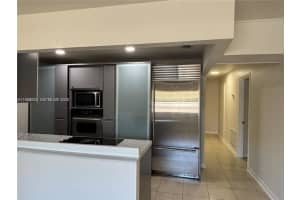 543 Sw 61st Ter 1, Margate