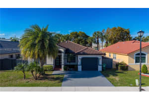 16605 Sw 90th St, Miami