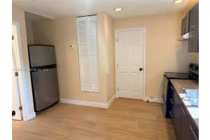 287 Ne 118th Ter D, Miami