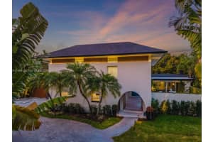 18490 Sw 83rd Pl, Cutler Bay