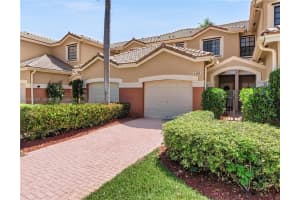 4126 Forest Dr, Weston