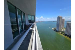 325 S Biscayne Blvd 3719, Miami