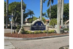 15771 Sw 106th Ter 204, Miami