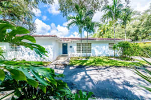 4160 Bay Point Rd, Miami