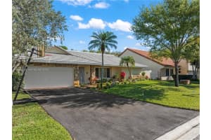 10823 Nw 7th St, Coral Springs