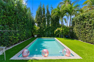 2420 Sw 16th Ct 2420, Miami 2420 Sw 16th Ct 2420, Miami