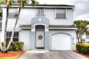4801 Grapevine Way 4801, Davie