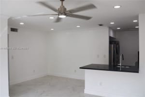 2550 W 67th Pl 22-32, Hialeah 2550 W 67th Pl 22-32, Hialeah