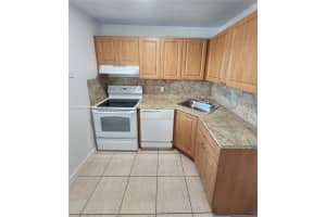 10900 Sw 196th St 427, Cutler Bay