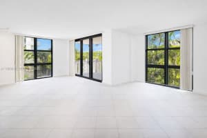 1121 Crandon Blvd F206, Key Biscayne