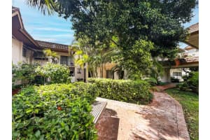 9454 Sw 77th Ave S1, Miami