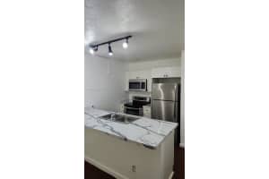 2401 Riverside Dr 510-b, Coral Springs