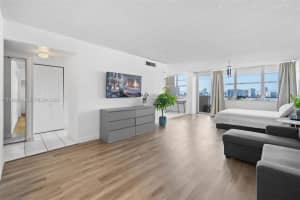 250 174th St 915, Sunny Isles Beach