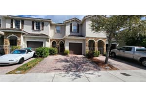 8909 Sw 225th Ter, Cutler Bay