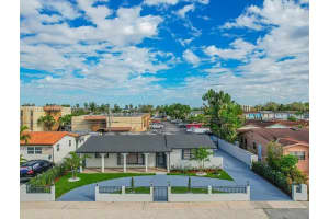 865 W 72nd Pl 865, Hialeah