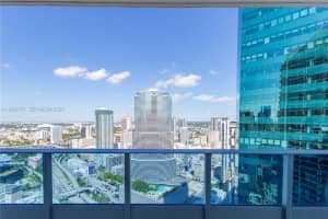 200 Biscayne Blvd Wy 4512, Miami