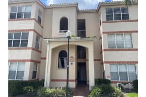 3330 N Pinewalk Dr N 1636, Margate