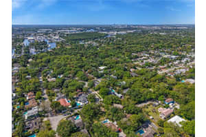 2415 Sw 18th Ct, Fort Lauderdale