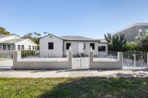 3640 Sw 13th St, Miami
