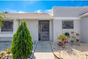 2360 Nw 12th St, Delray Beach